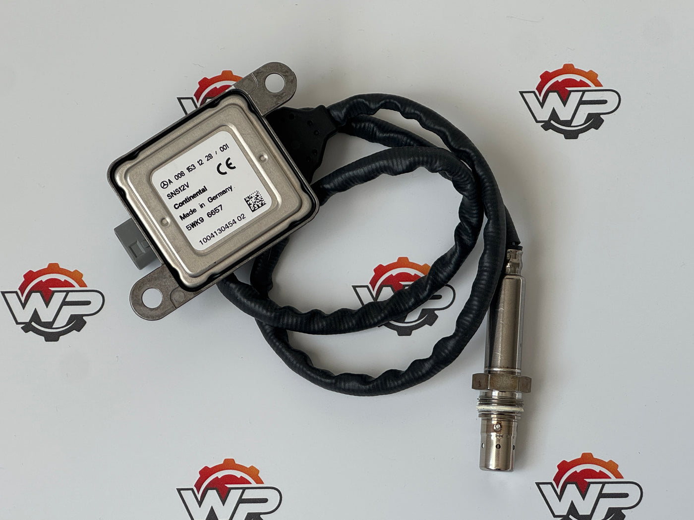 Buy Genuine Detroit Diesel Outlet NOx Sensor DD13/DD15/DD16 2012-2016 - 5 - wisentpartscenter.com