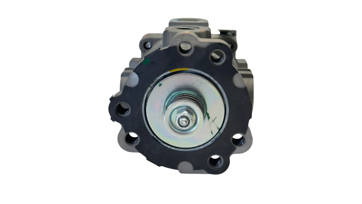 Buy Genuine Bendix Foot Brake Air Valve E-6 - 2 - wisentpartscenter.com