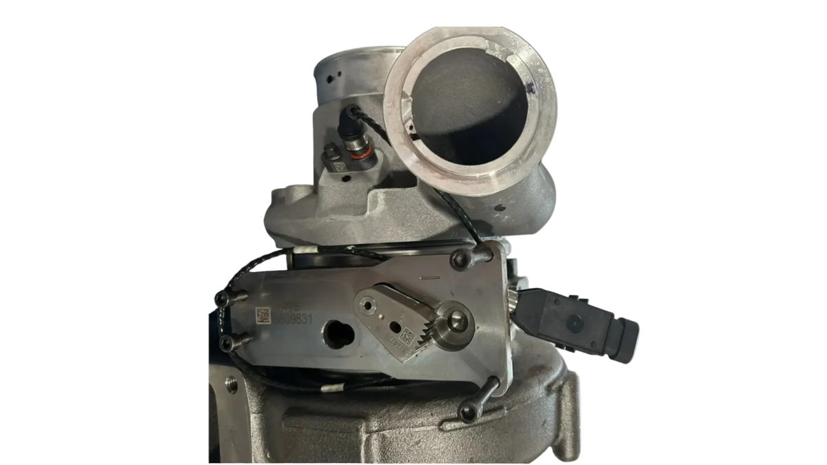 Buy wp20332 - Genuine Paccar HE400VG Turbocharger MX13 - 3 - wisentpartscenter.com