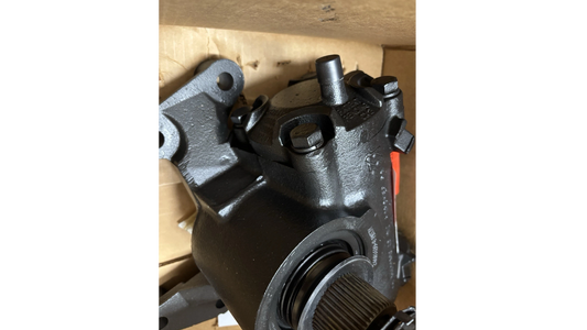 wp20543 - Genuine International Steering Gear Box M100PMT3 - 2 - wisentpartscenter.com